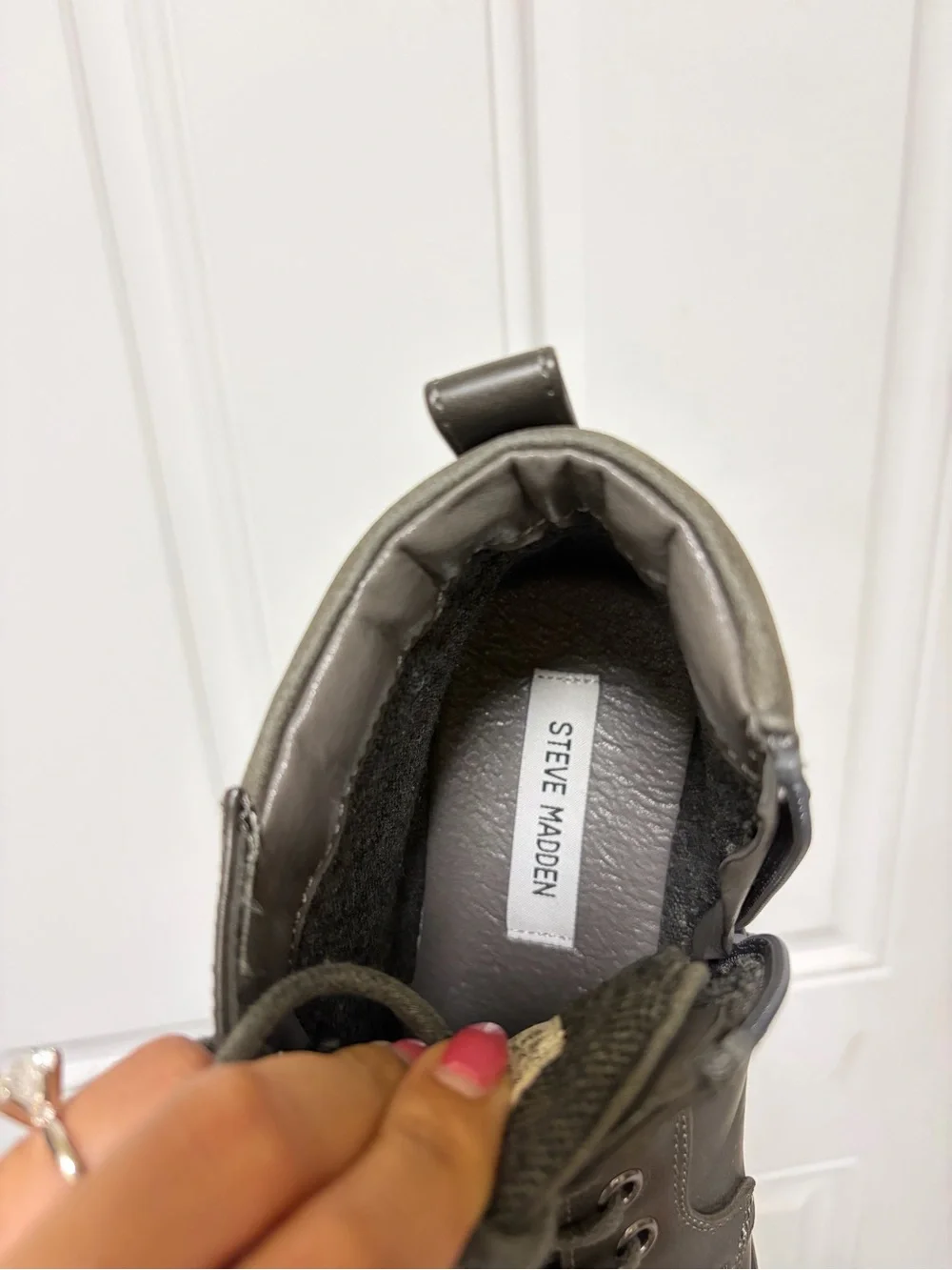 Steve Madden stylish steve